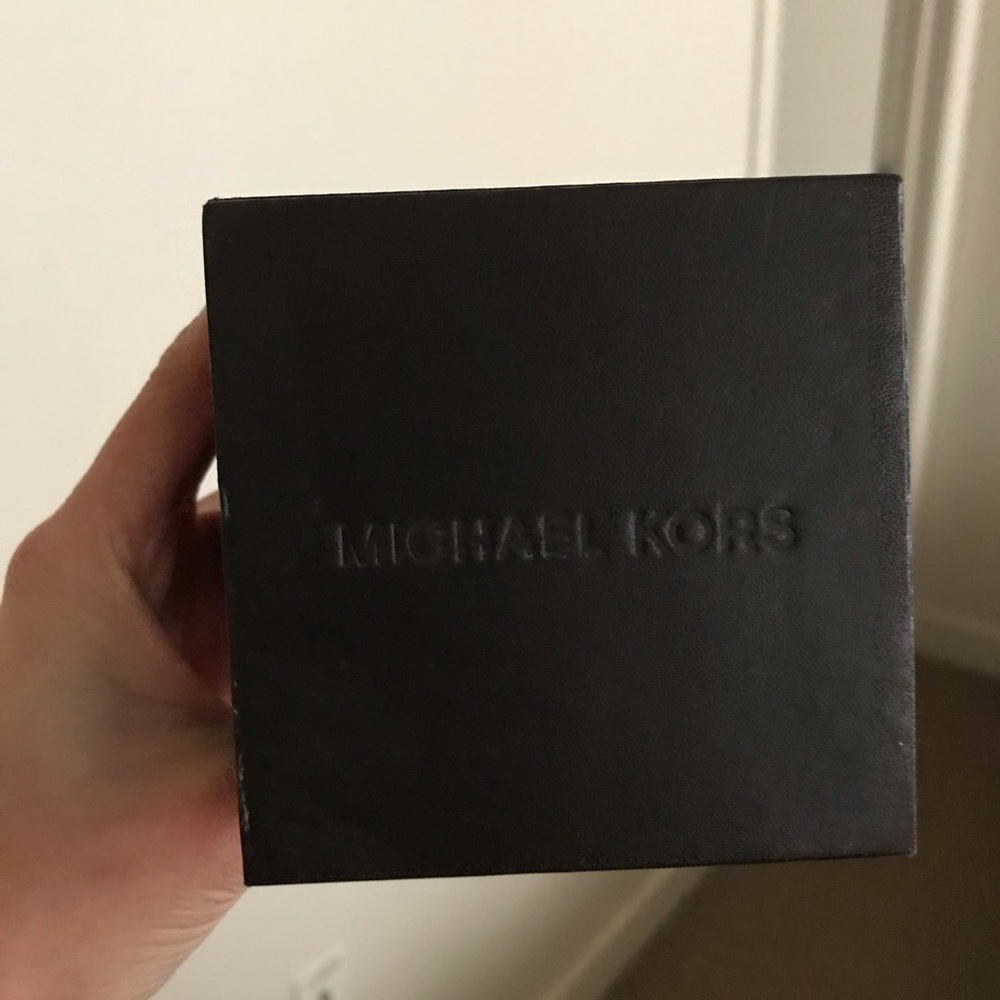 Michael Kors watch - Picture 5 of 8